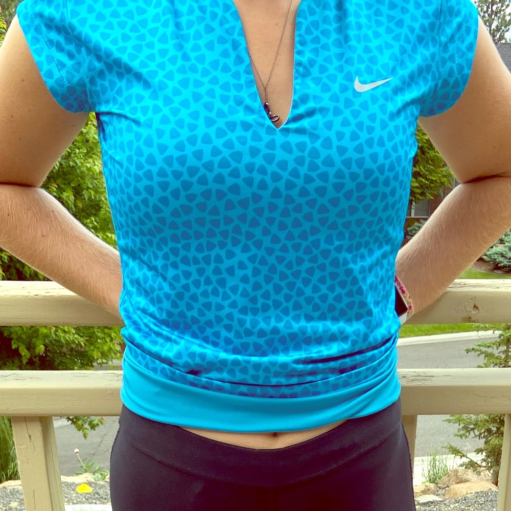 Like New Nike Dri-Fit Top